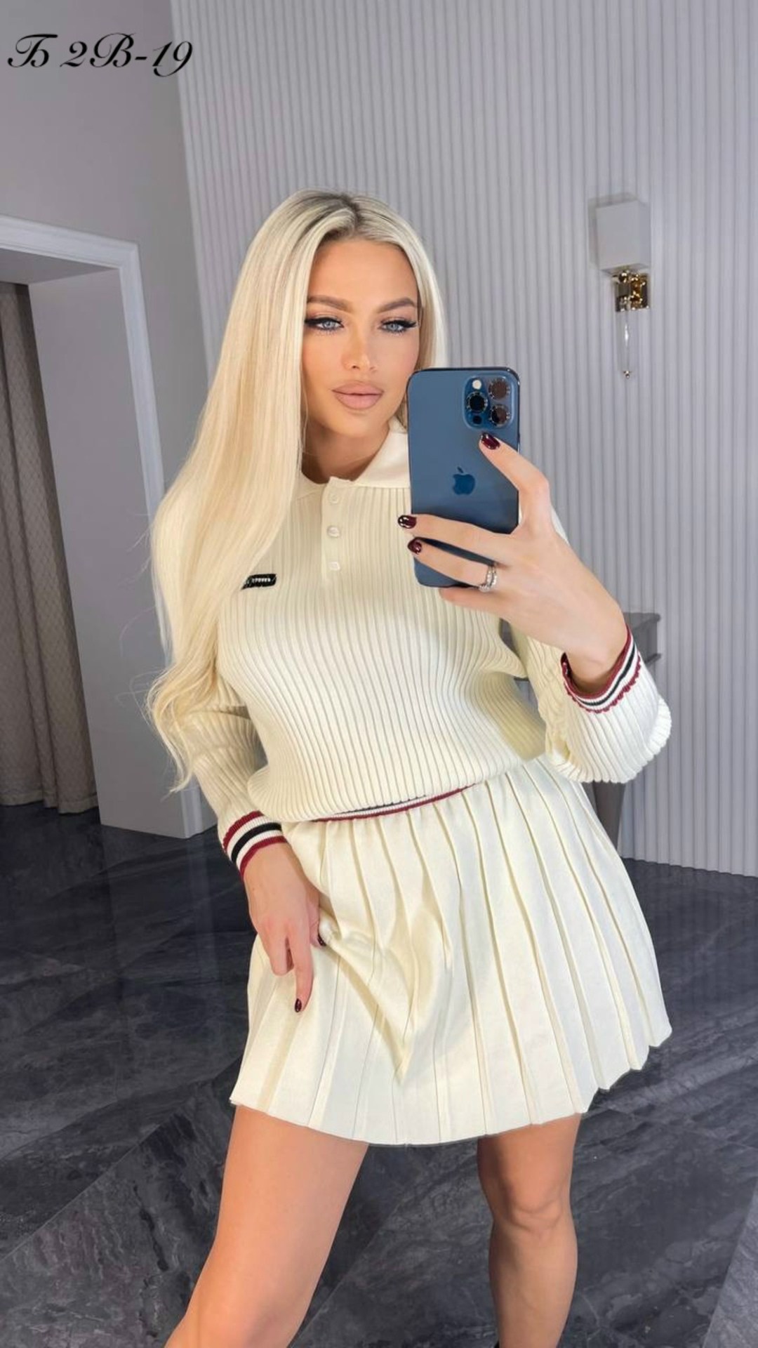 трикотажный костюм с юбкой,костюм с юбкой,костюм miu miu,костюм miu miu стильный,костюм двойка стильный miu miu