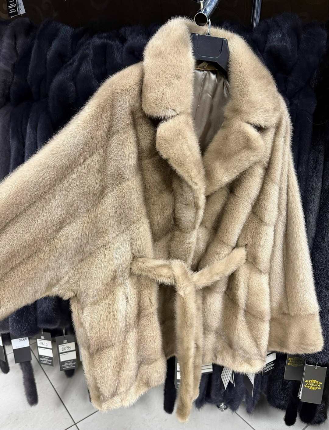 норковая шуба с английским воротником,норковая шуба,шуба,женская норковая шуба,шуба из норки