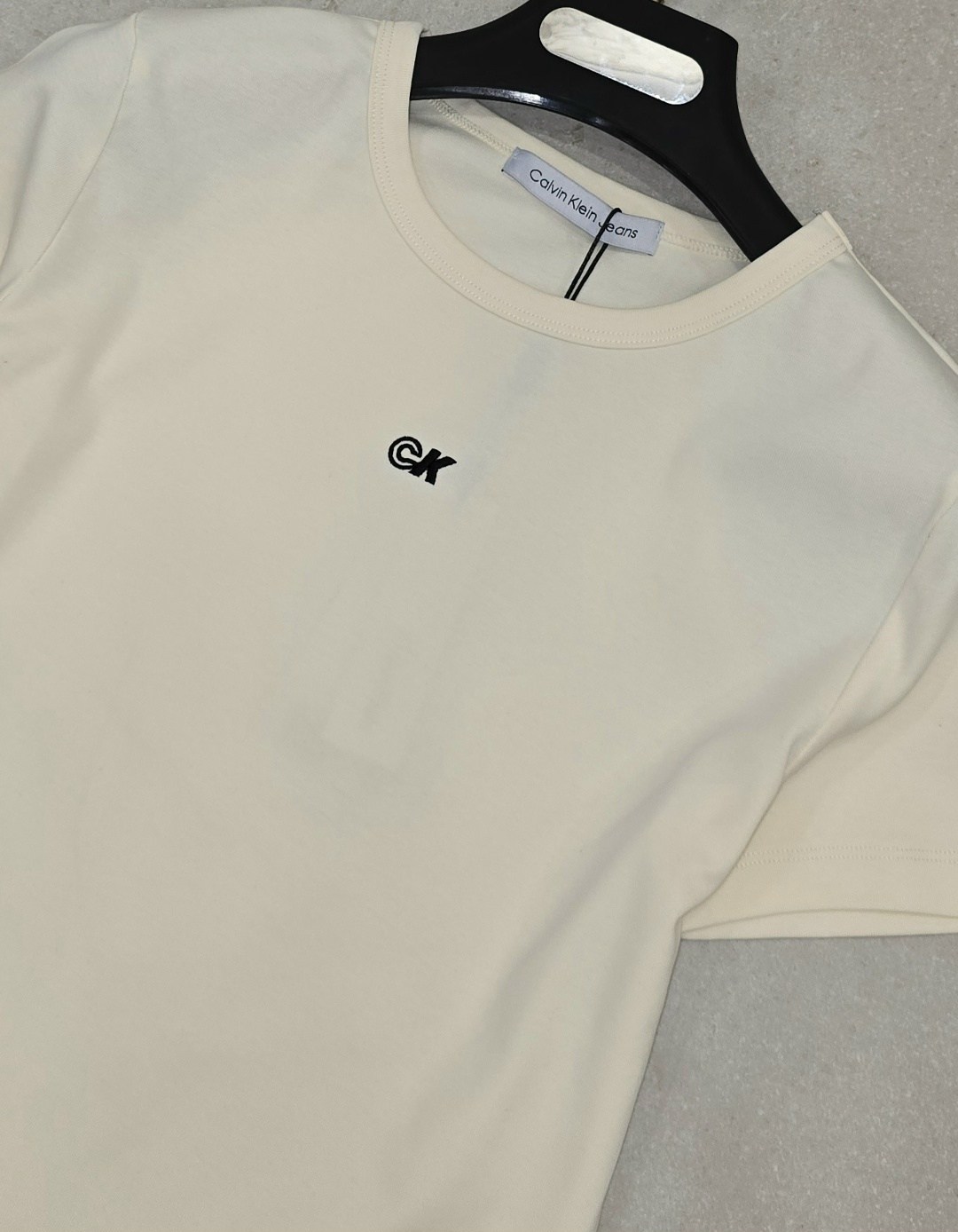 футболка бежевая,футболки женская,футболки мужские,футболка