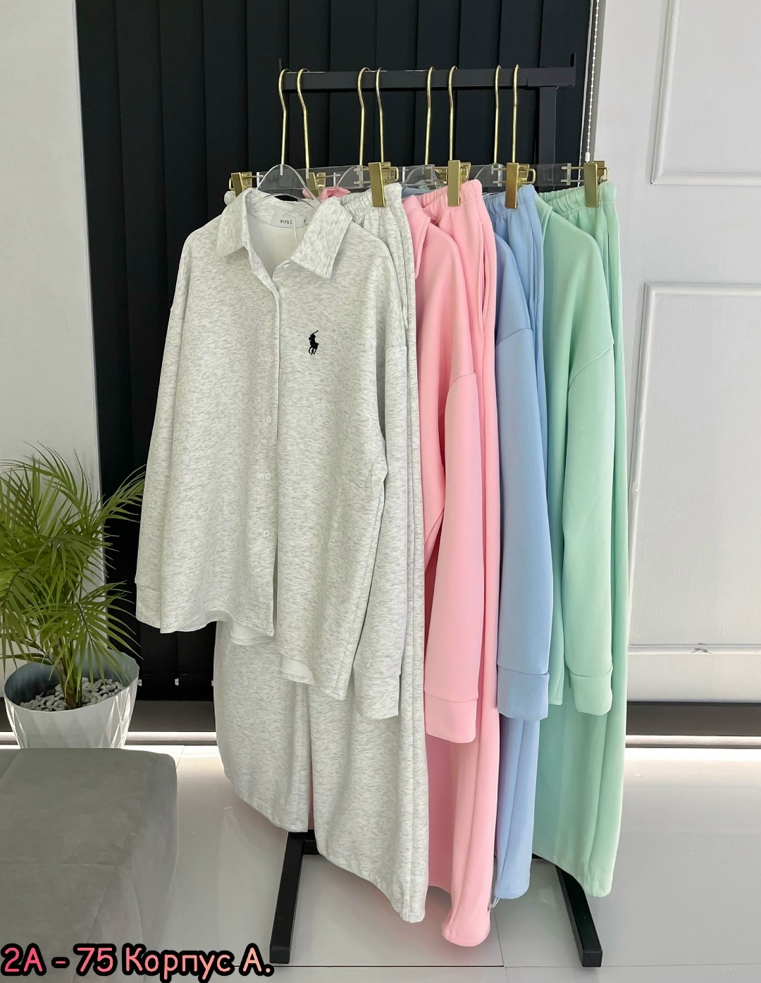 стильные костюмы,трикотажные костюмы,костюм белый,женский костюм,костюм двойка