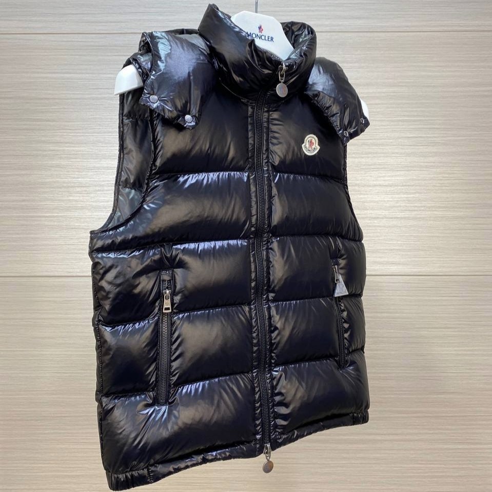 жилетка монклер,жилетка moncler,жилет moncler,жилетка монклер женская,женская жилетка moncler bormes натуральный пух