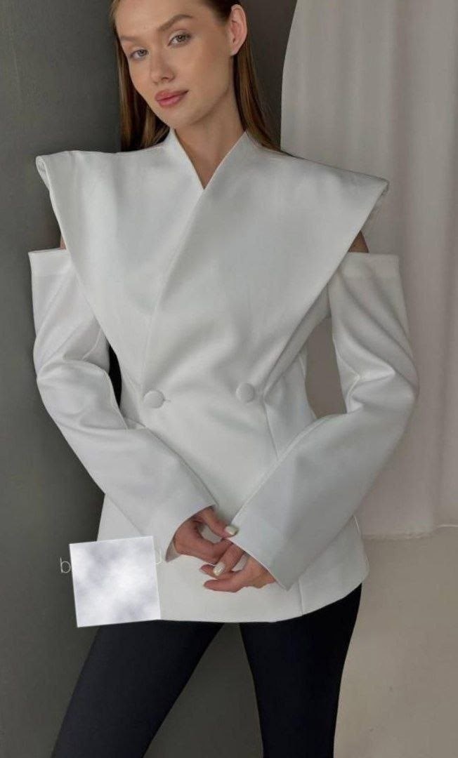 жакет с архитектурными плечами,жакет,белые костюмы,дизайнерская одежда