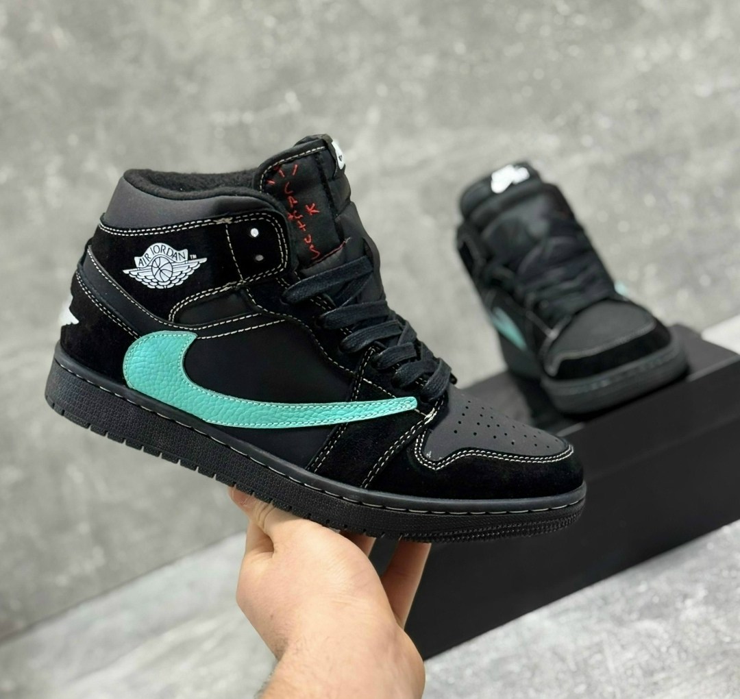 кроссовки nike travis scott x air jordan 1 high black phantom,кроссовки nike air jordan 1 high travis scott,кроссовки nike air jordan 1 retro high og зимние,кроссовки travis scott x air jordan 1 high