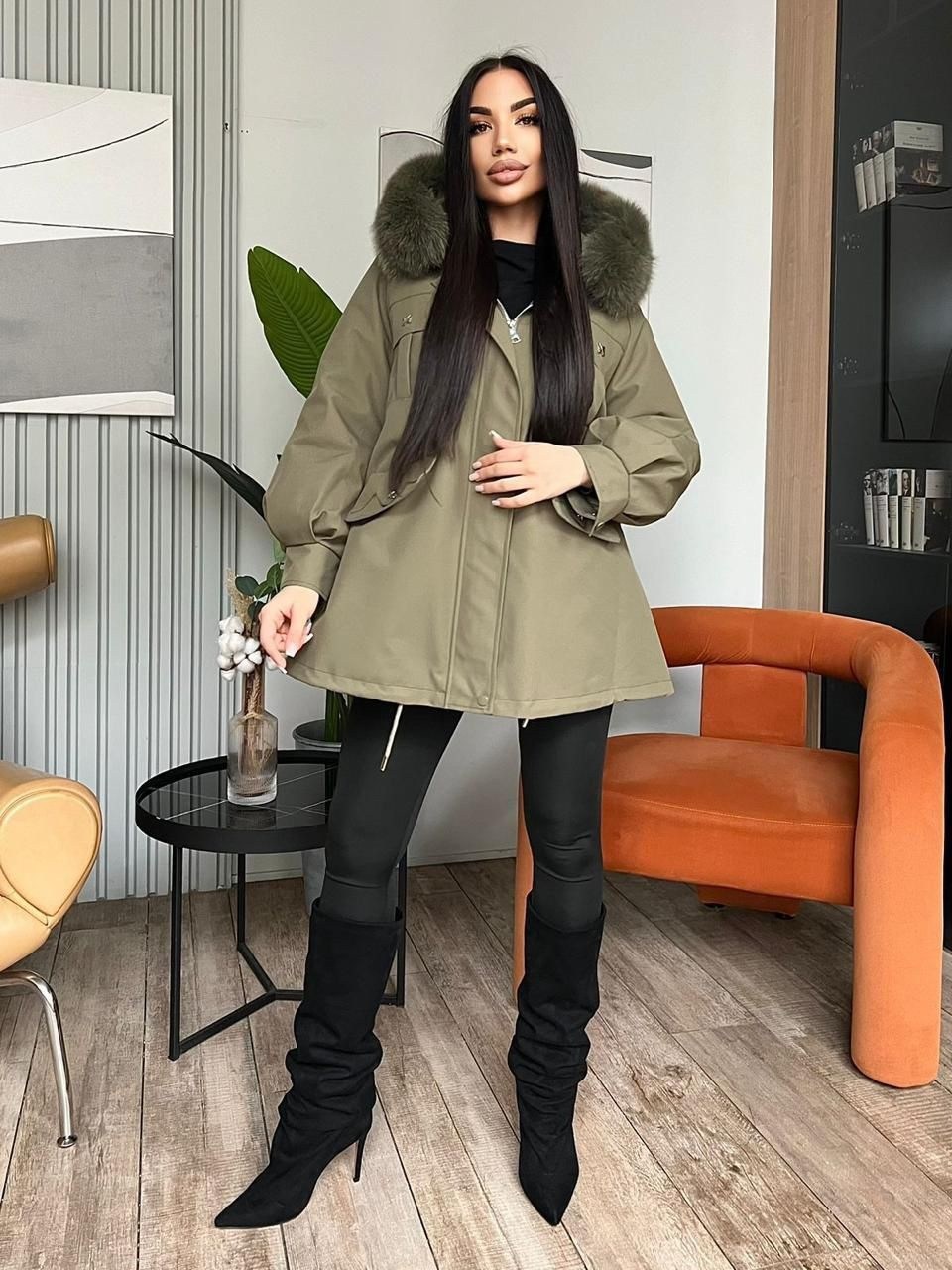 женская парка,пуховик с натуральным мехом,парка с мехом,парка зимняя,зеленая парка с мехом