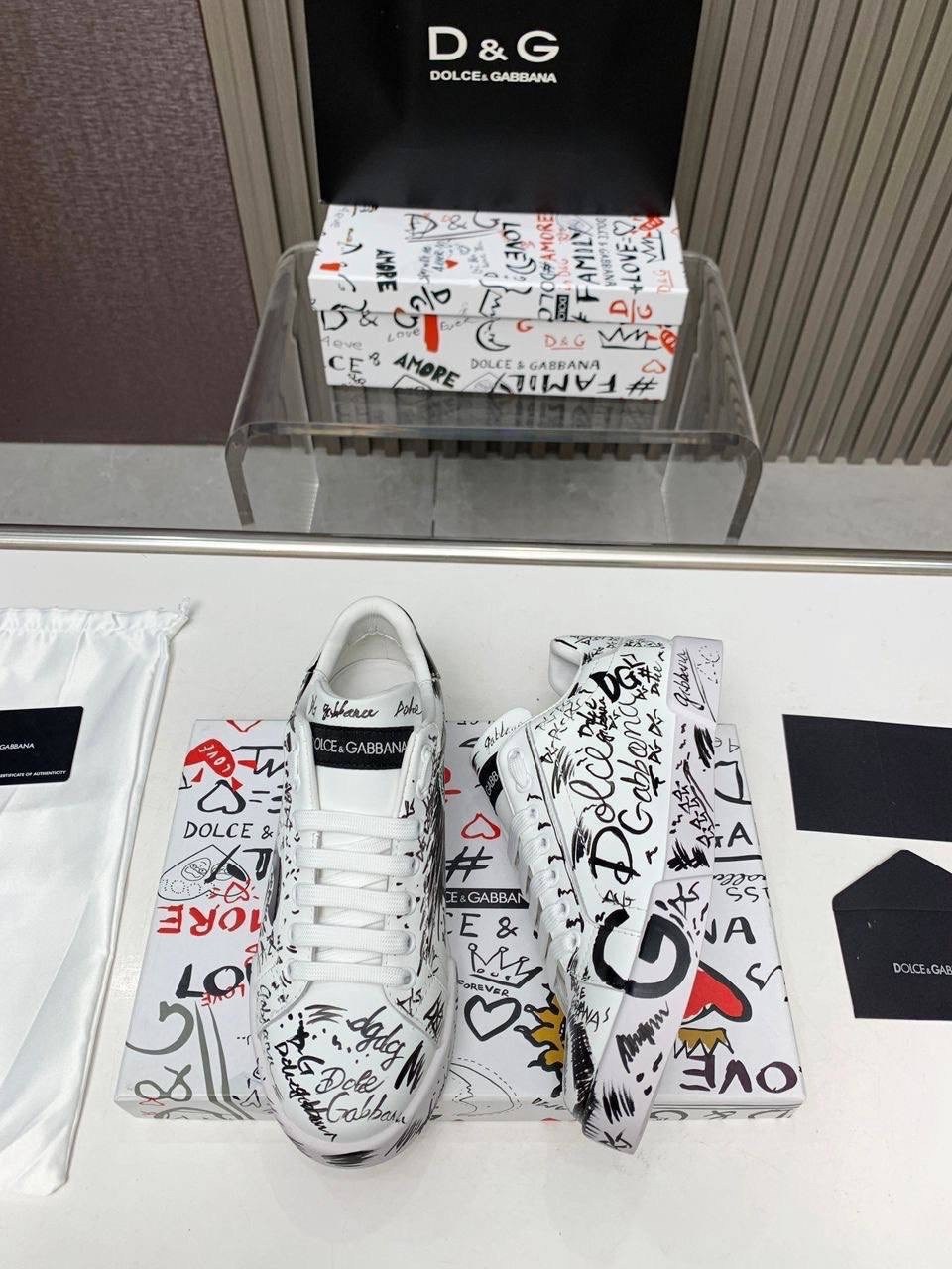 кеды дольче габбана мужские реплика,кеды dolce gabbana,кроссовки dolce gabbana,dolce gabbana кроссовки мужские,кроссовки dolce gabbana женские