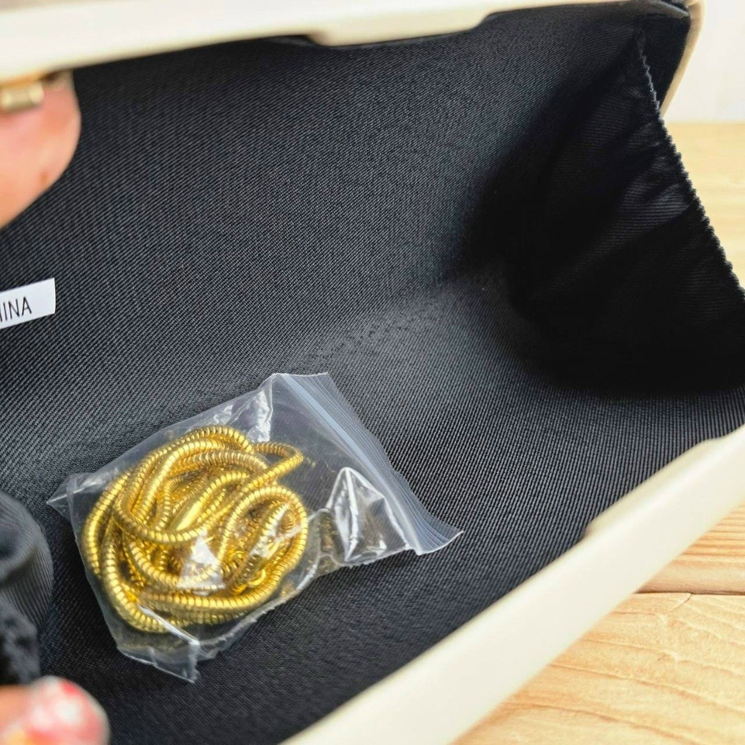 клатч,керамическая ваза,вечерний клатч,клатч женская,белый клатч