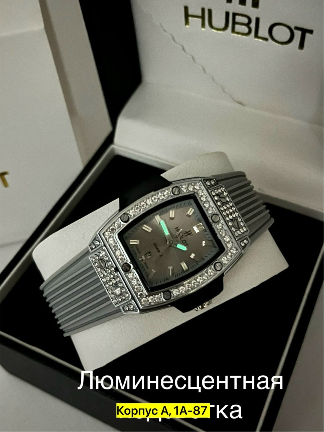 часы женские hublot,часы hublot,женские часы хублот,часы hublot женские 45 мм застежка бабочка,hublot spirit of big bang