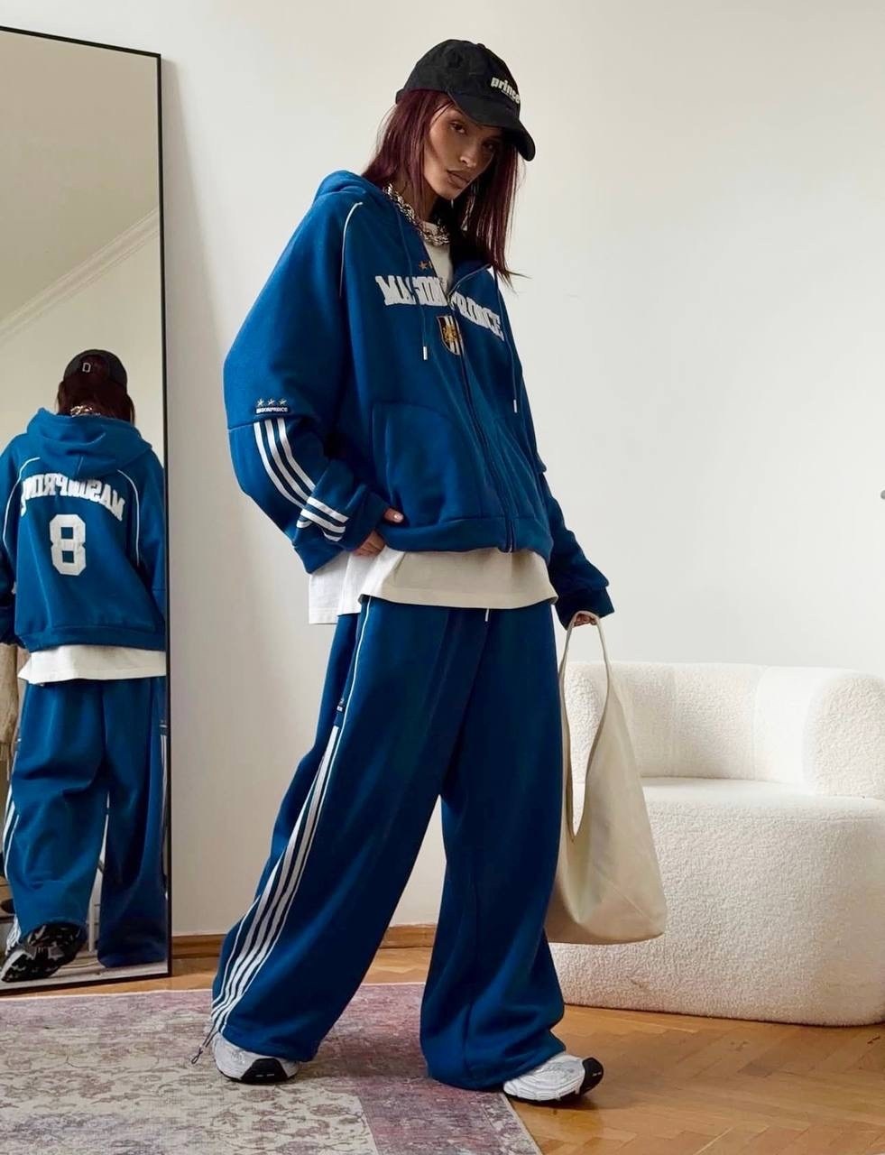 спортивный костюм,женский спортивный костюм,спортивный костюм синего цвета,одежда спортивная