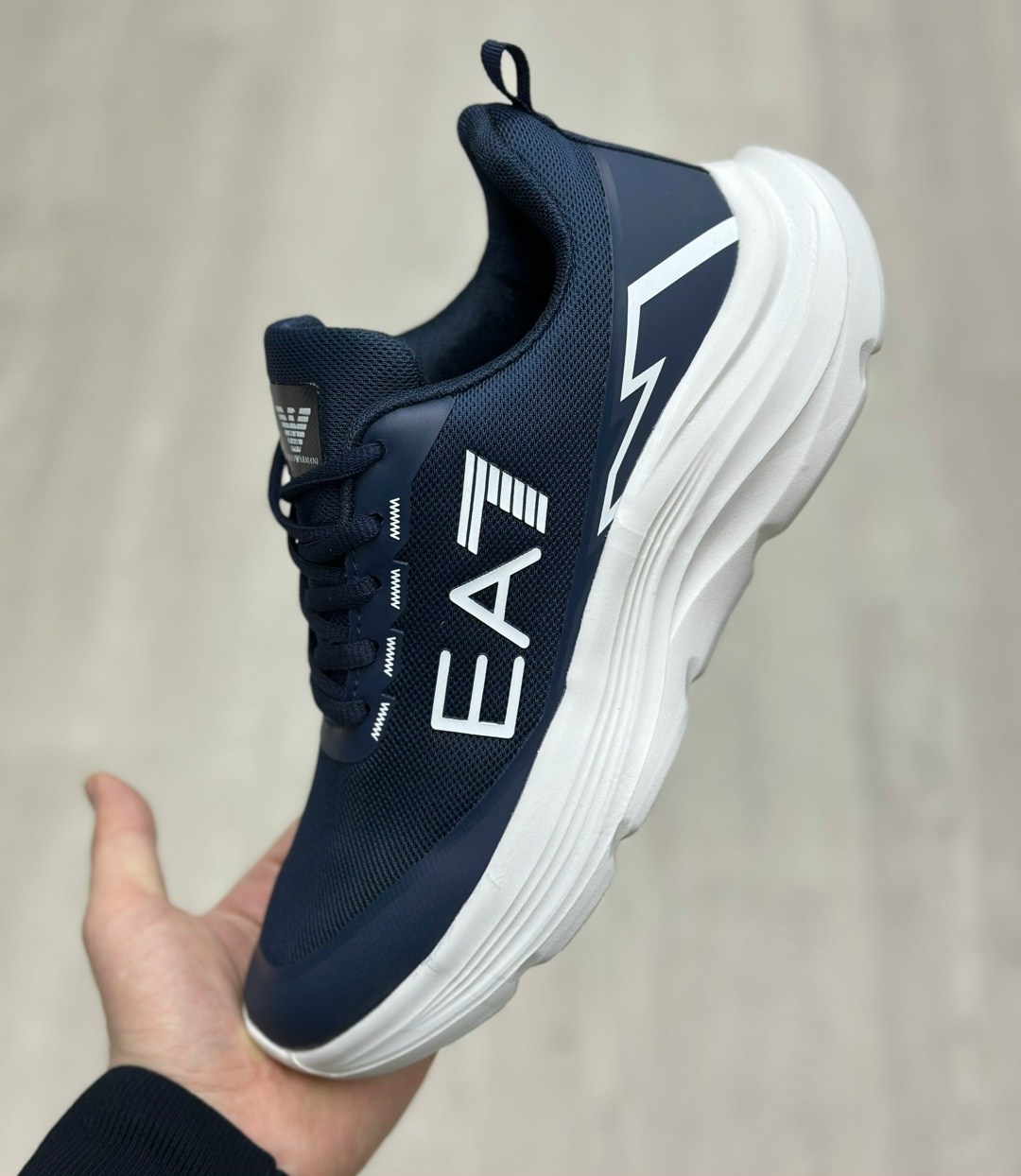 кроссовки,эксклюзивные кроссовки,кроссовки ea 7,кроссовка мужской,кроссовки emporio armani