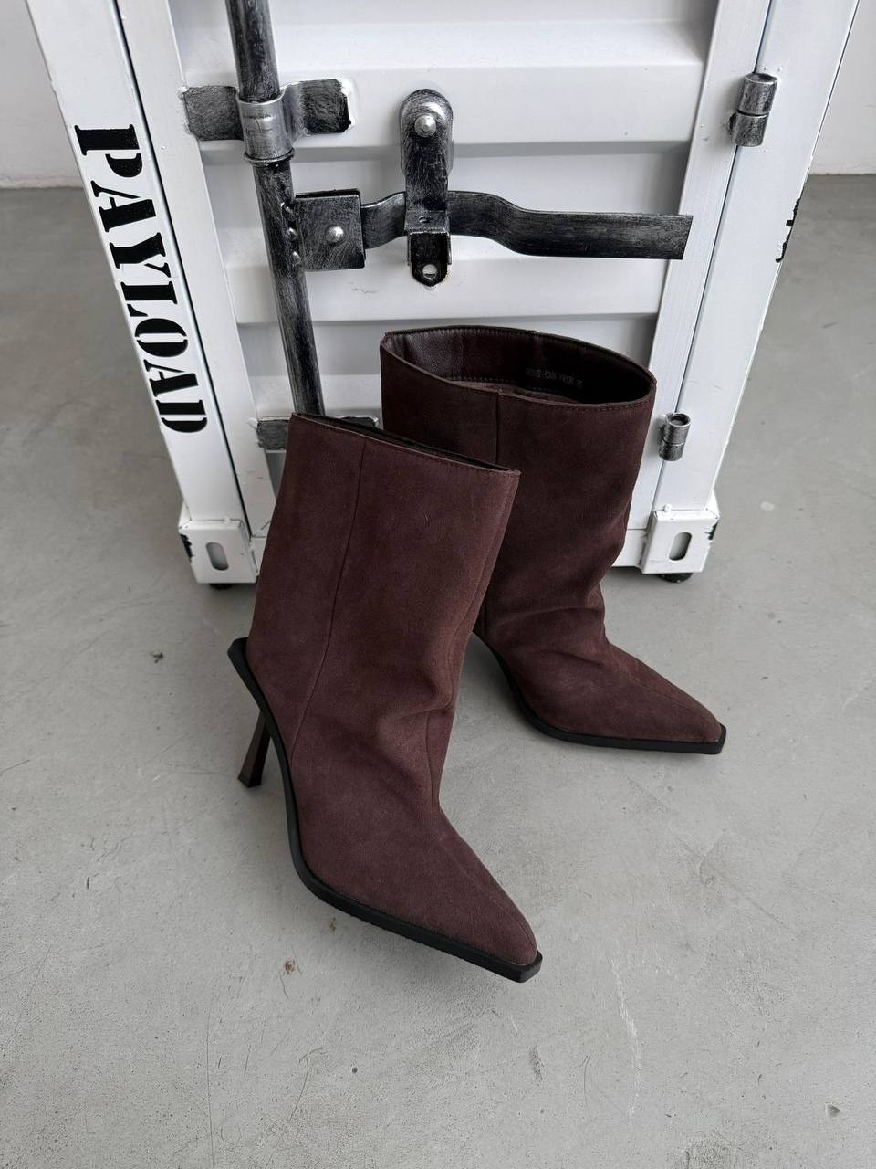 замшевые ботильоны,ботильоны демисезонные на каблуке шпильке londri,замшевые женские ботильоны с острым носком на,ботильоны демисезонные на каблуке шпильке londri 306973163,женские ботильоны