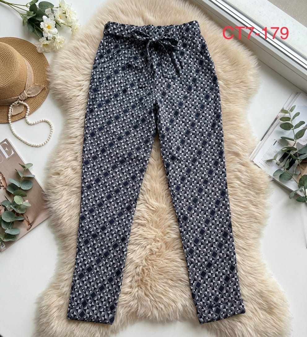 брюки в полоску,брюки в полоску женские,повседневные брюки,модные брюки,одежда брюки