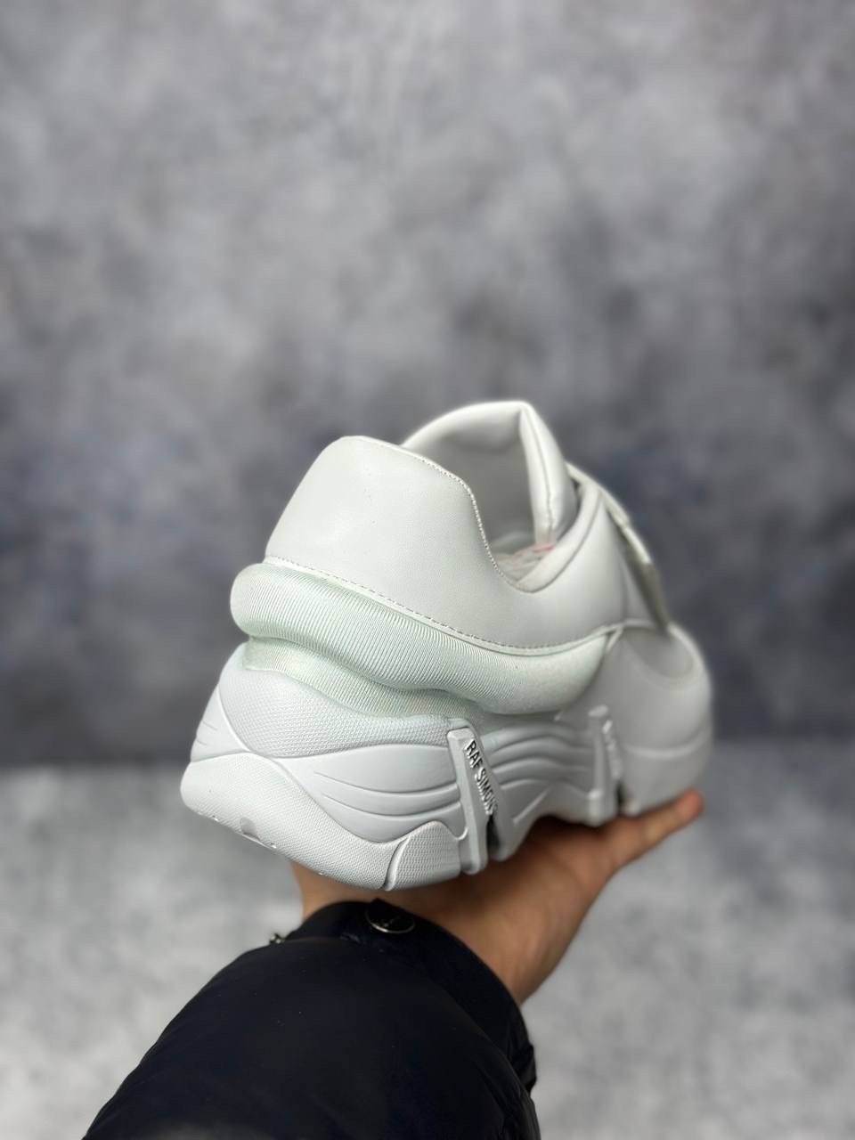 кроссовки raf simons (runner) цвет белый размер 42,кроссовки raf simons ante,raf simons кроссовки antei,raf simons белые кожаные низкие кроссовки,raf simons белые кроссовки antei