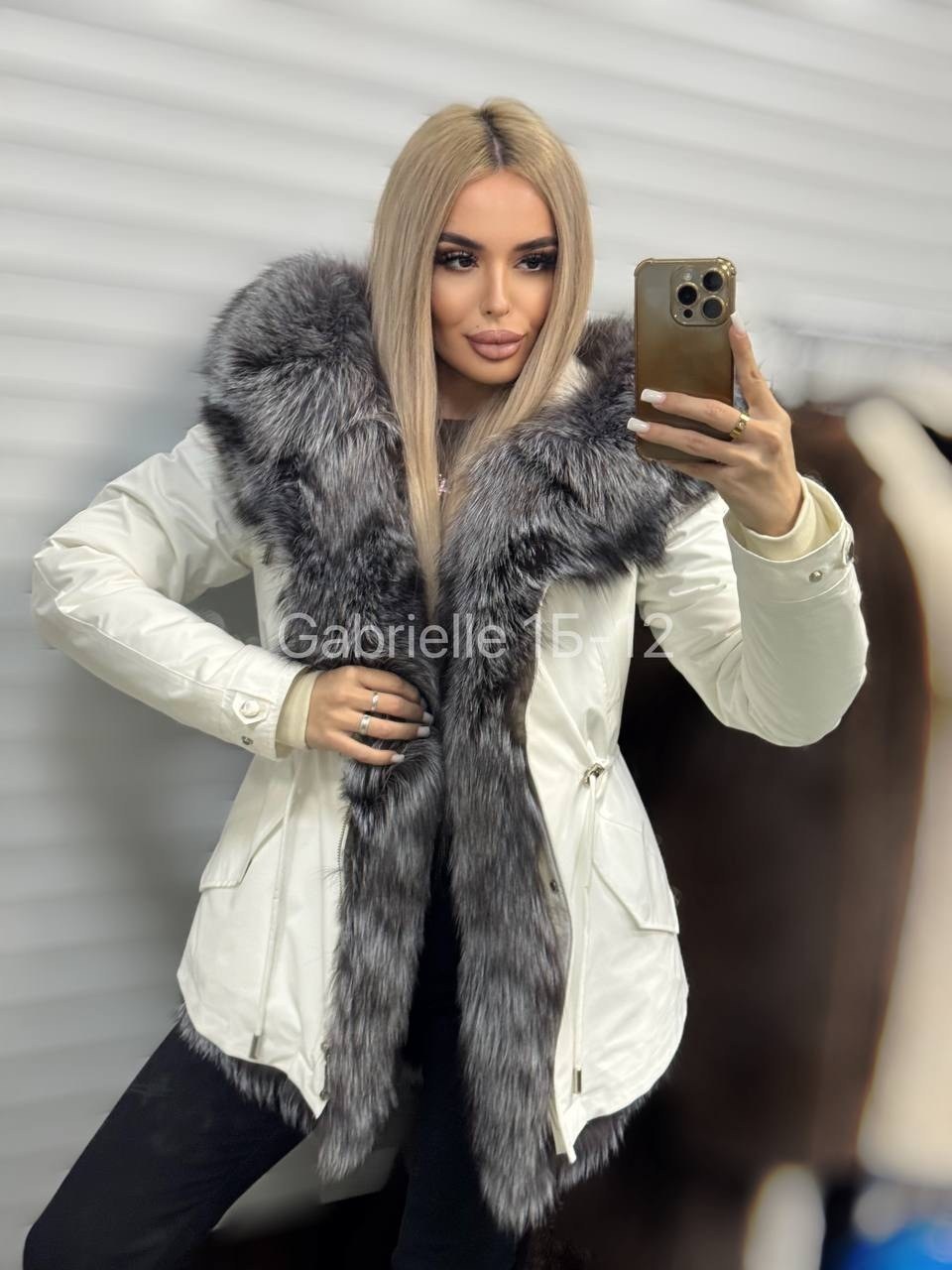 парки с чернобуркой,парки с чернобуркой женские,парка с мехом чернобурки,парка с натуральным мехом чернобурки,парка с чернобуркой