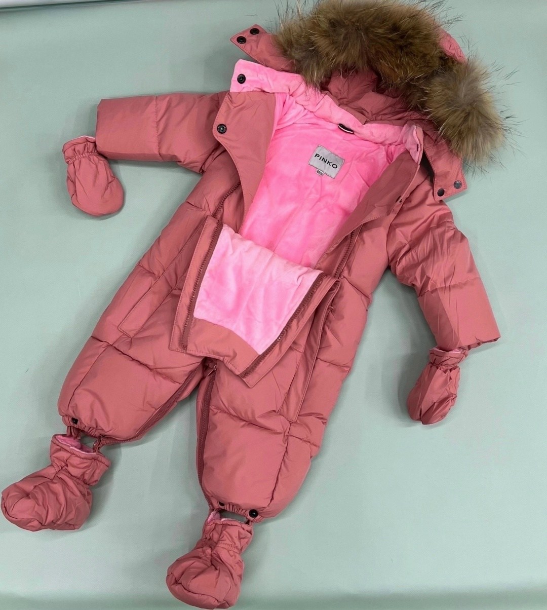 детский комбинезон монклер розовый,монклер зимний комбинезон,комбинезон трансформер,комбинезон детский зимний,зимний комбинезон