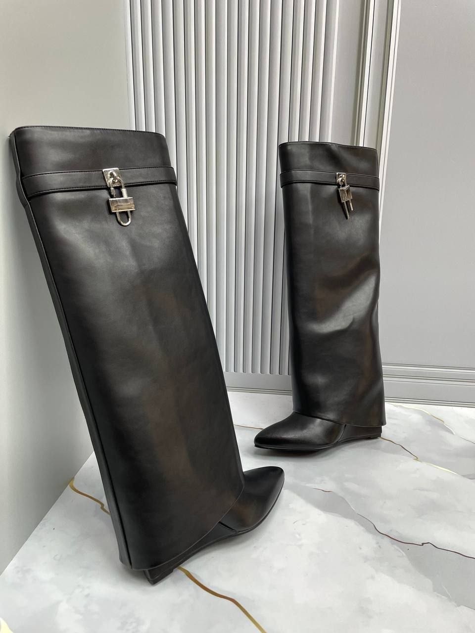 сапоги на танкетке в стиле givenchy,,сапоги givenchy,сапоги живанши шаркс,сапоги на танкетке в стиле givenchy арт с53-1