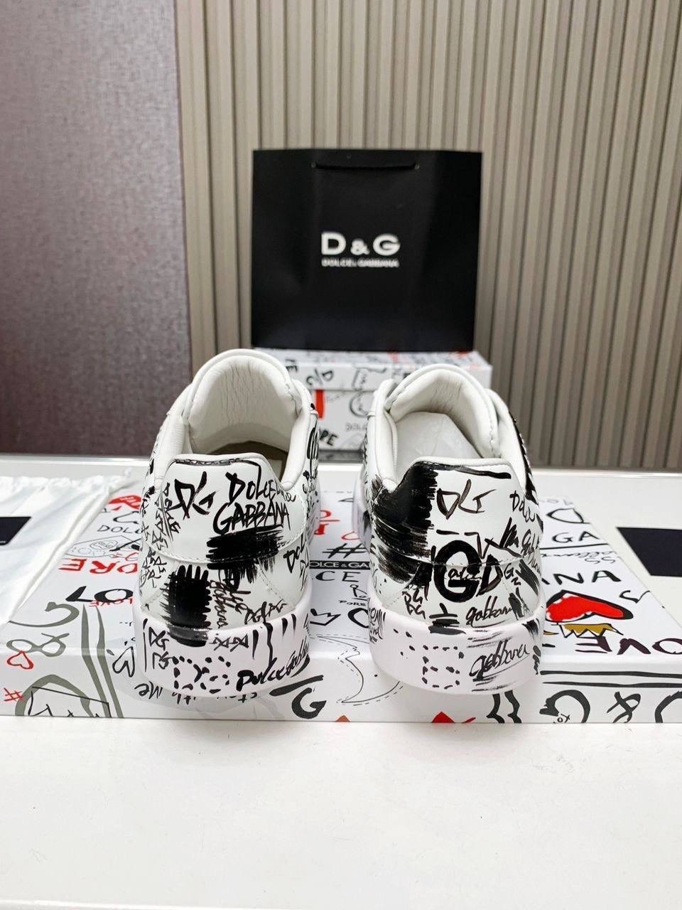 кеды дольче габбана мужские реплика,кеды dolce gabbana,кроссовки dolce gabbana,dolce gabbana кроссовки мужские,кроссовки dolce gabbana женские