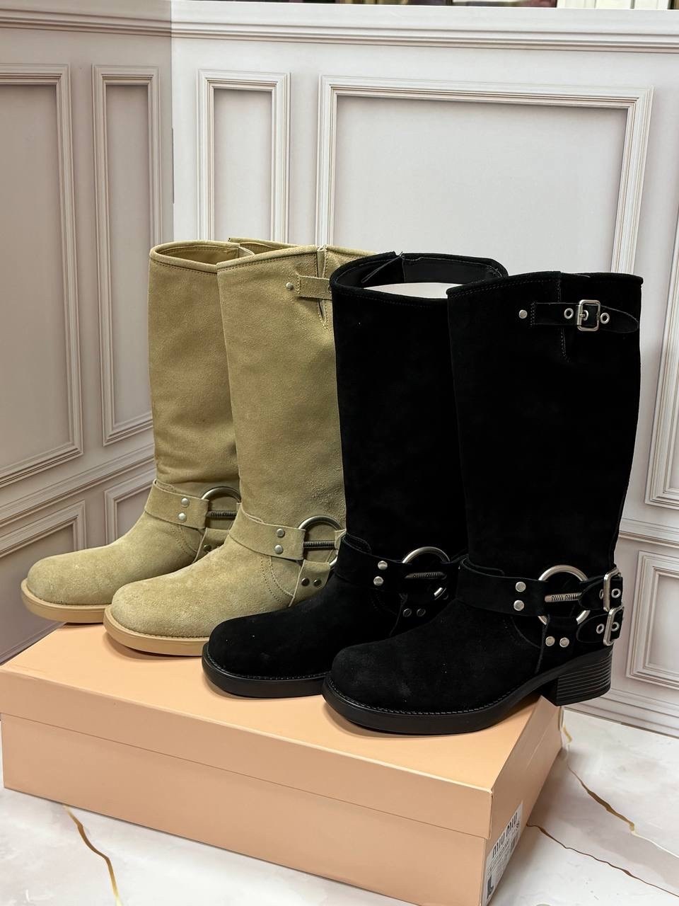 женские сапоги,,сапоги miu miu,сапоги miu,сапоги из замши