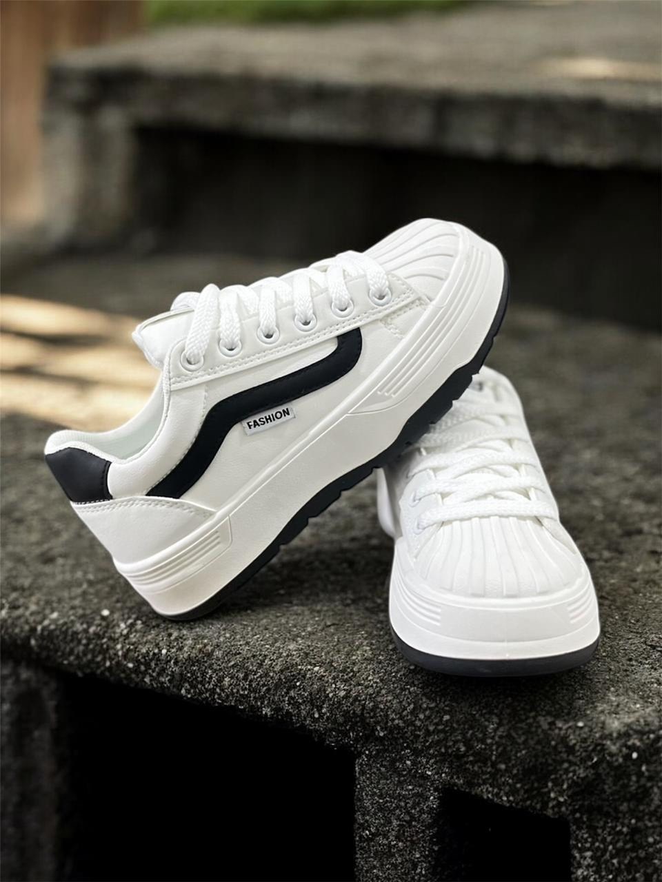 ,кроссовки женскиe,спортивная ,женская ,низкие кроссовки