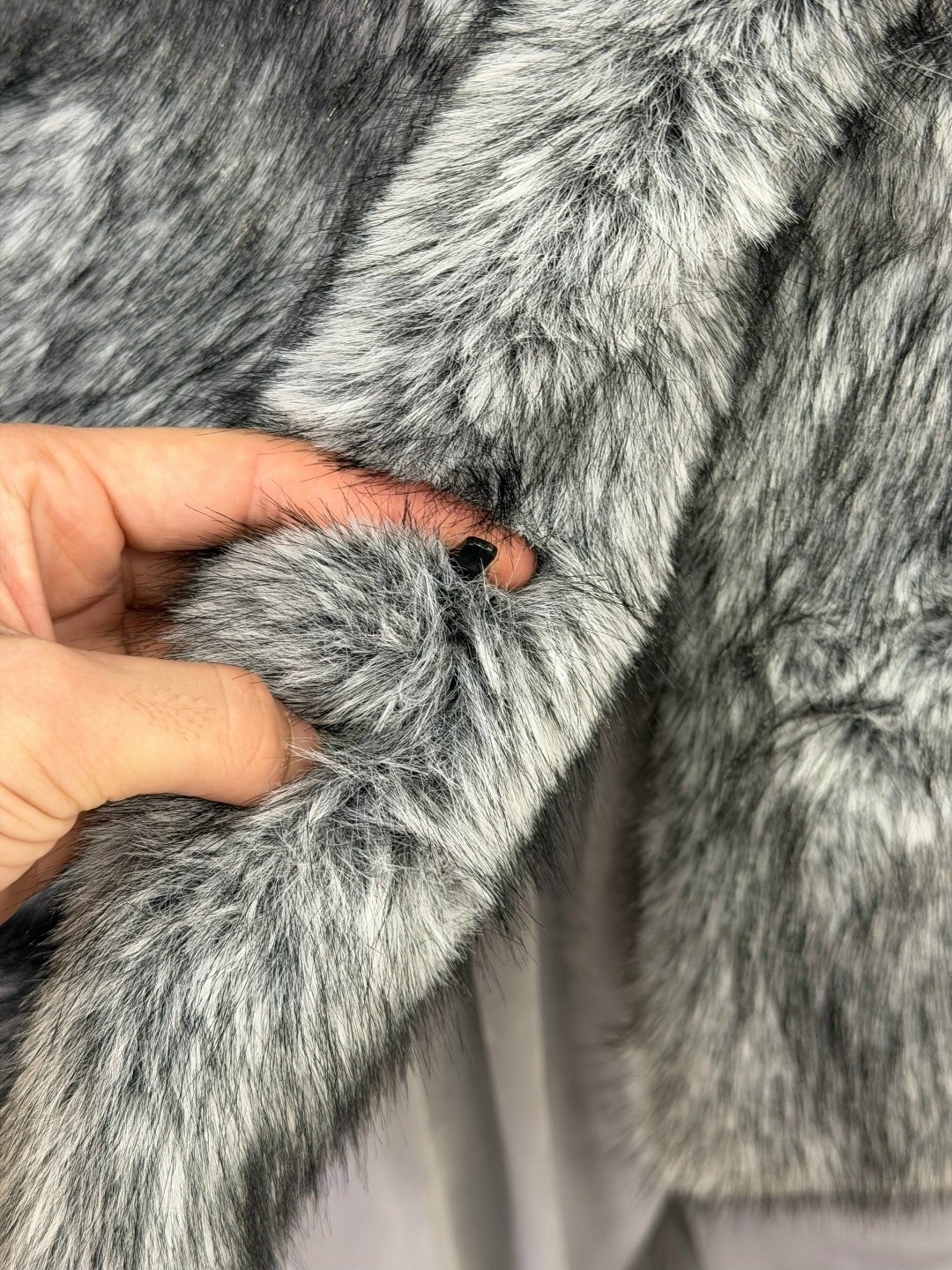 женская шуба,шуба,шуба из экомеха с капюшоном,шуба из эко меха fidan цвет серый,женская шуба из натурального кроличьего меха