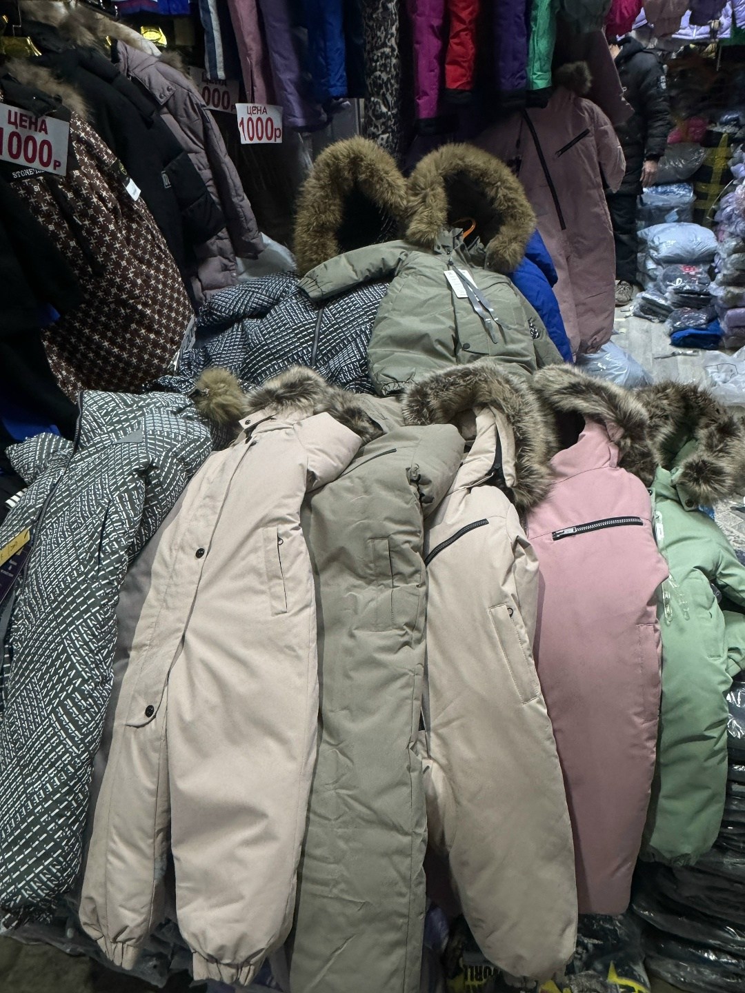 куртка borelli,зимняя куртка,куртка,меховая опушка xxl на капюшон из енота,парка с меховым