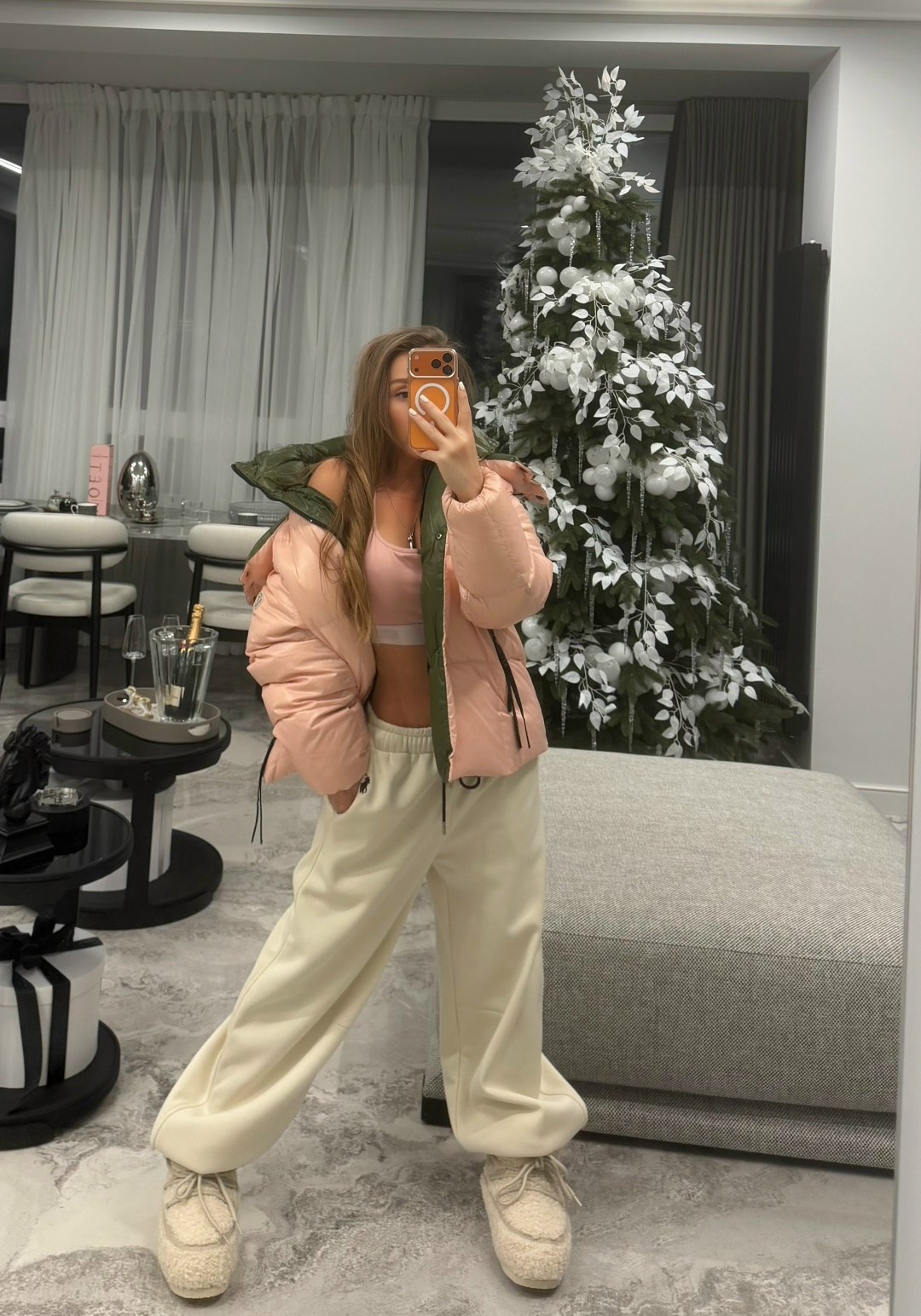 куртка пуховик,куртка,женская зимняя куртка,женский пуховик,женская куртка