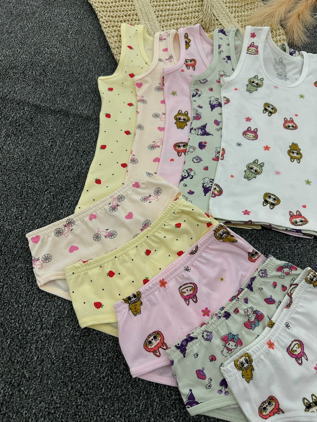 комплект детский девочка (майка, трусы) № uz025,комплект нижнего белья для девочек,комплект детского нижнего белья,белье детское комплект,детское нижнее белье