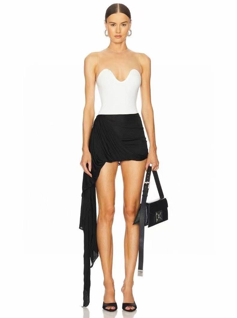 купальники слитные,корректирующее белье,белые купальники,женские купальники,купальник