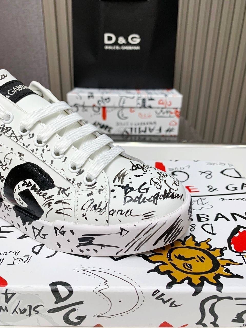 кеды дольче габбана мужские реплика,кеды dolce gabbana,кроссовки dolce gabbana,dolce gabbana кроссовки мужские,кроссовки dolce gabbana женские