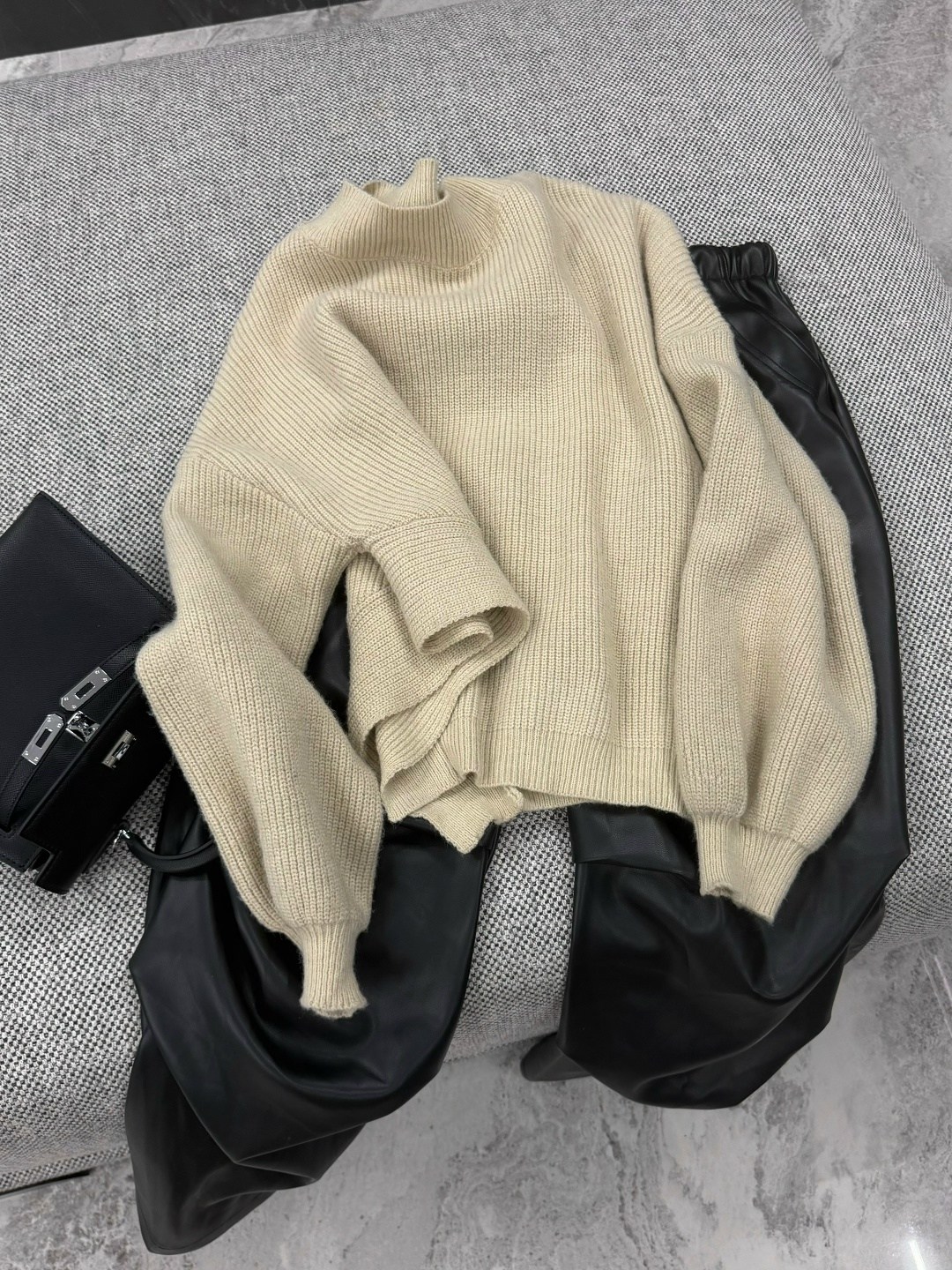 кожаные брюки палаццо voce melhor,брюки женские палаццо,кожаные брюки палаццо,брюки кожаные прямые палаццо