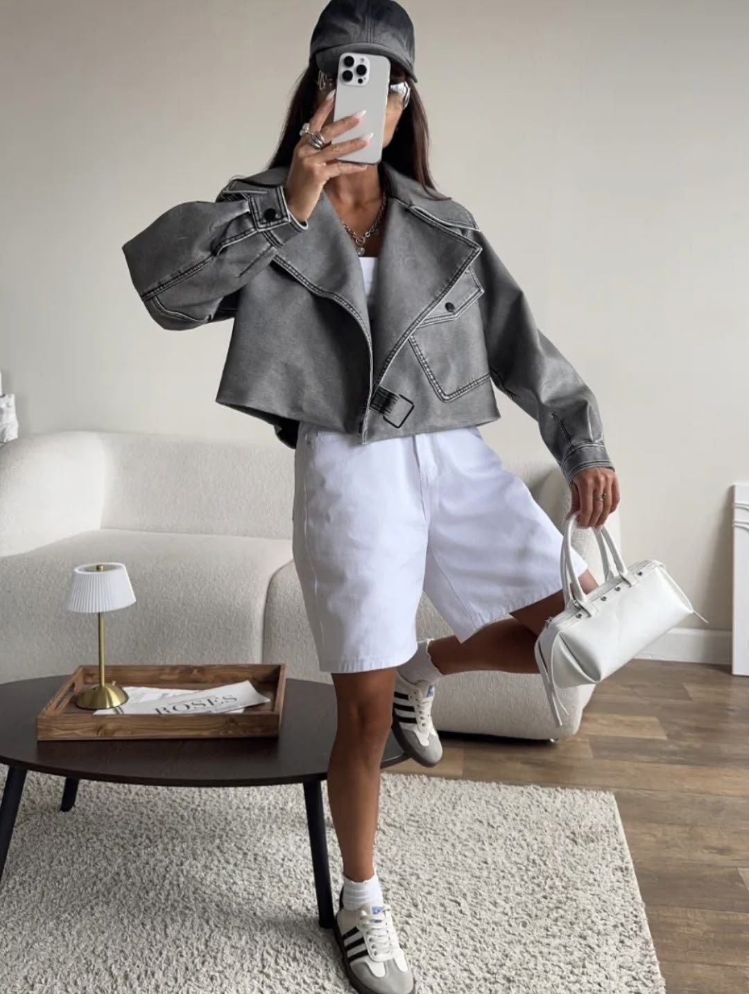 косуха куртка,косуха куртка укороченная кожаная базовая,косуха кожаная женская куртка оверсайз демисезонная,кожаная куртка,женская куртка косуха