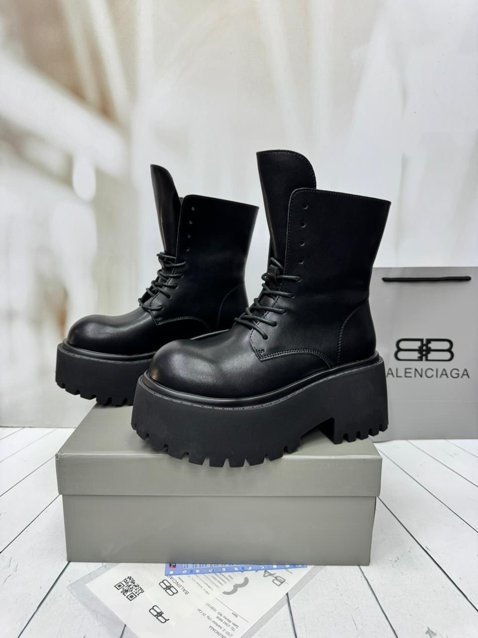 balenciaga ботинки,баленсиага  2026,,ботинки баленсиага,ботинки женские balenciaga