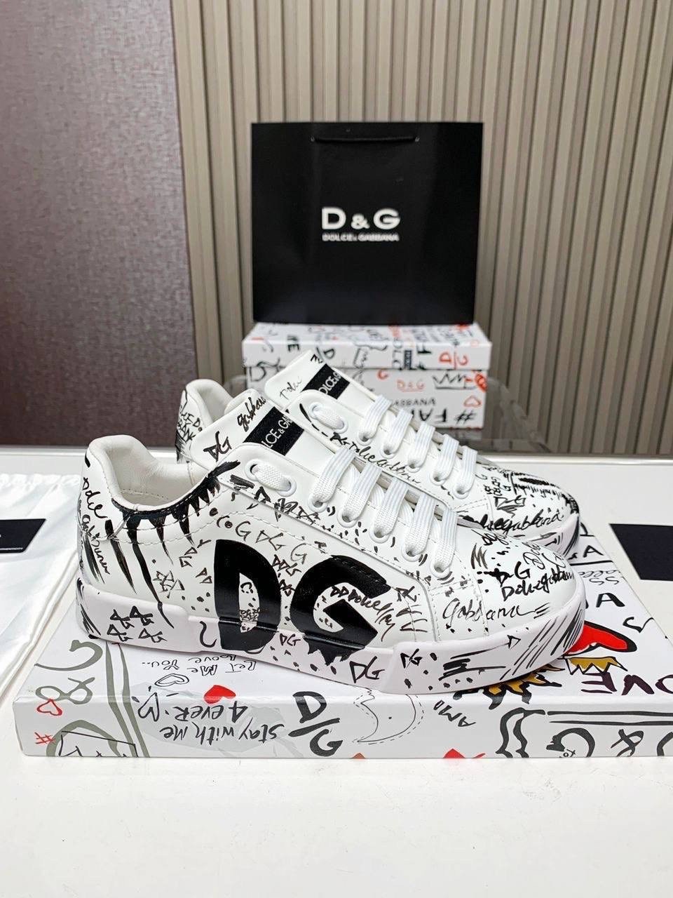 кеды дольче габбана мужские реплика,кеды dolce gabbana,кроссовки dolce gabbana,dolce gabbana кроссовки мужские,кроссовки dolce gabbana женские