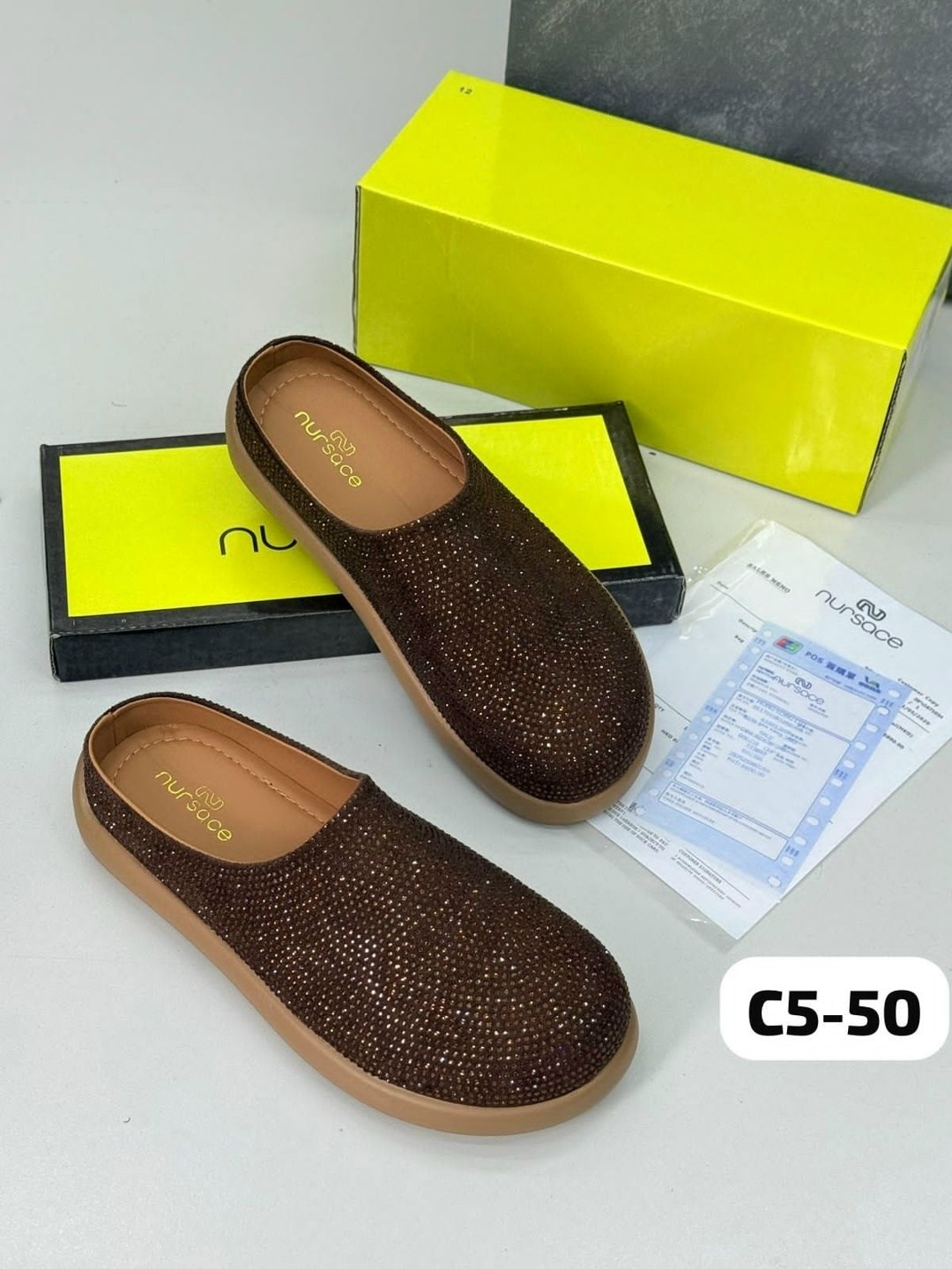 ,тапочки модные, женская,женские шлепанцы,женские тапочки