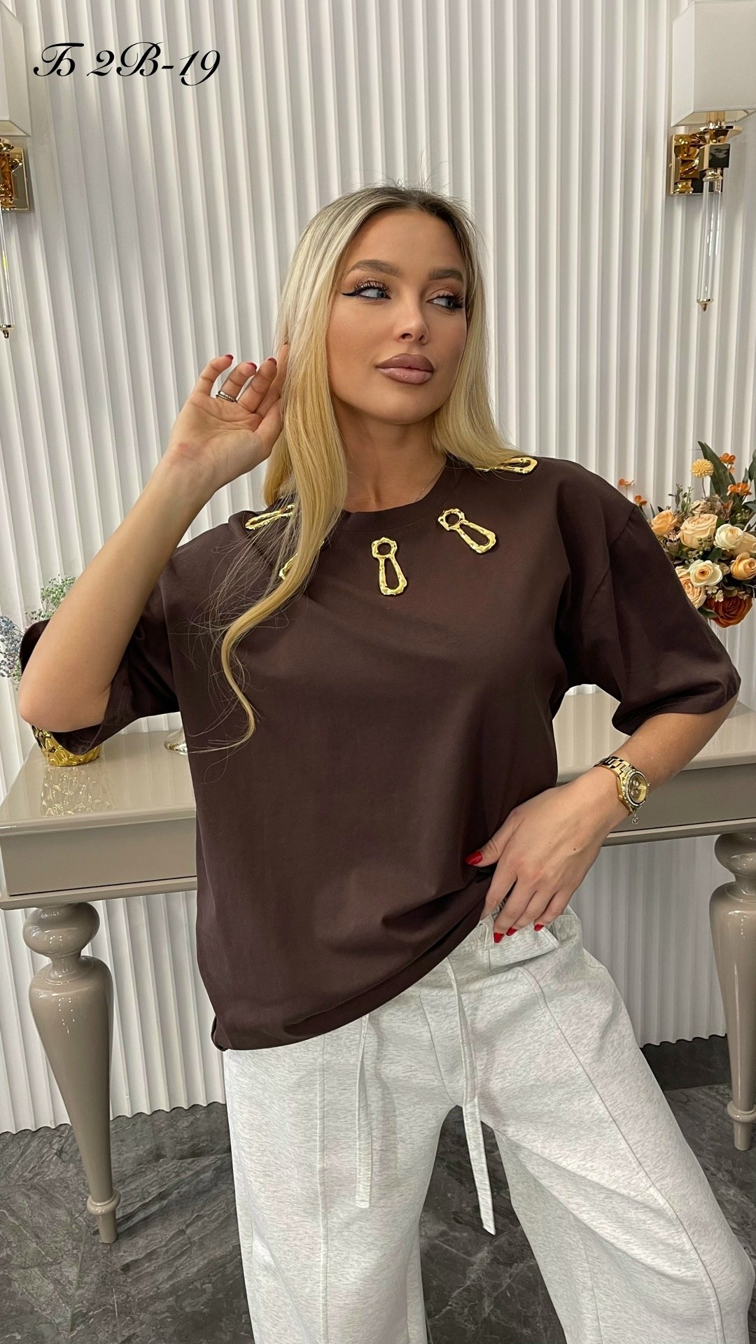 стильные костюмы,футболки женская оверсайз,женский костюм