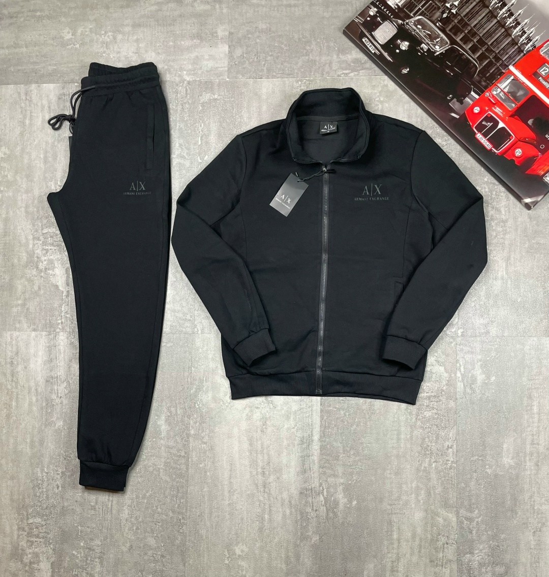 спортивный костюм armani,спортивный костюм armani exchange,спортивный костюм мужской,костюм спортивный,мужской спортивный костюм armani exchange