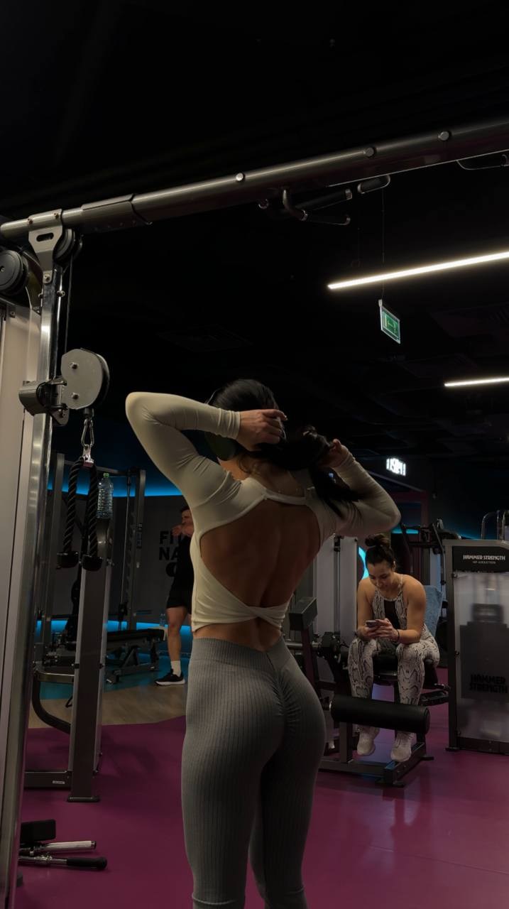 тренировка ягодиц,тренировка для ног и ягодиц,фитнес,тренировка для женщин,тренировка для ног и ягодиц в домашних условиях