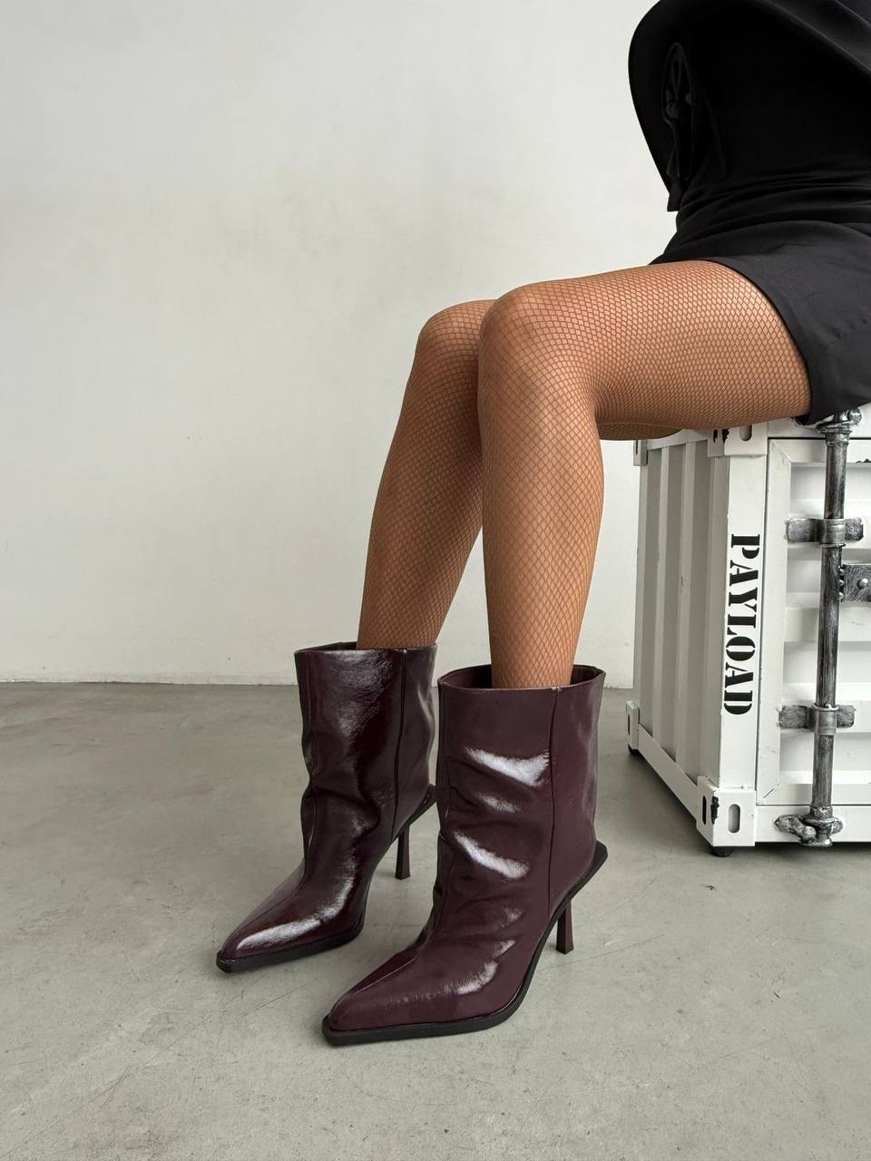 замшевые ботильоны,ботильоны демисезонные на каблуке шпильке londri,замшевые женские ботильоны с острым носком на,ботильоны демисезонные на каблуке шпильке londri 306973163,женские ботильоны