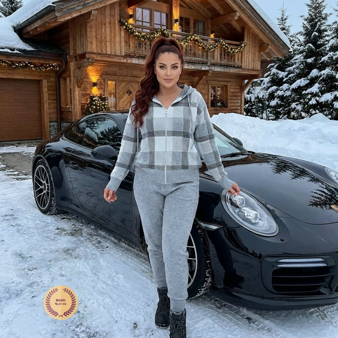 девушка,кофта свитер,женщин,модели,домашние костюмы