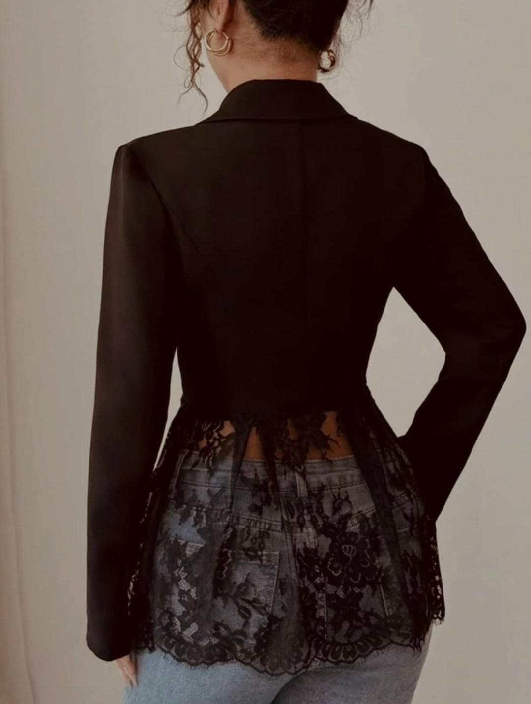 жакет с кружевом,жакет кружевной,пиджак с кружевом,кружевная одежда,кружевной блейзер