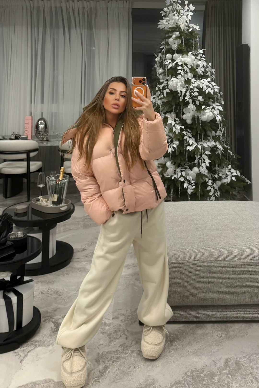 куртка пуховик,куртка,женская зимняя куртка,женский пуховик,женская куртка