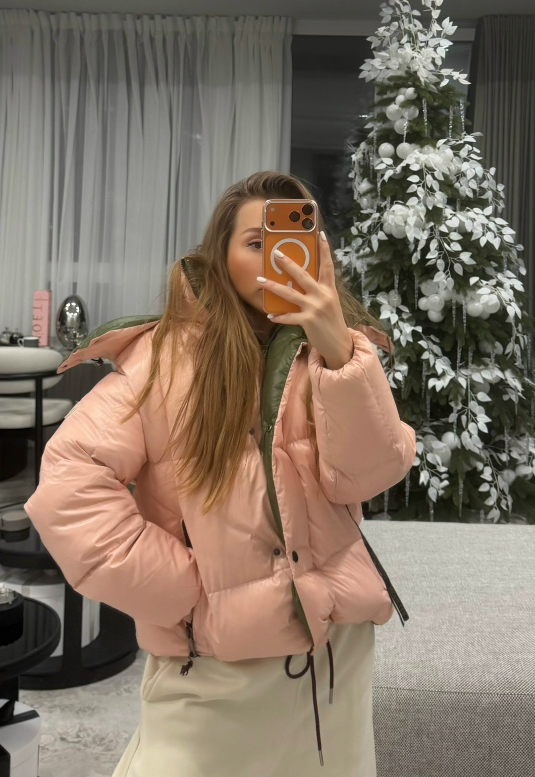 куртка пуховик,куртка,женская зимняя куртка,женский пуховик,женская куртка