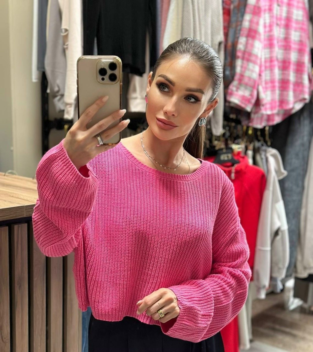 кофта крупной вязки,женская кофта,кофта розовая,красивая кофта,джемпер жен