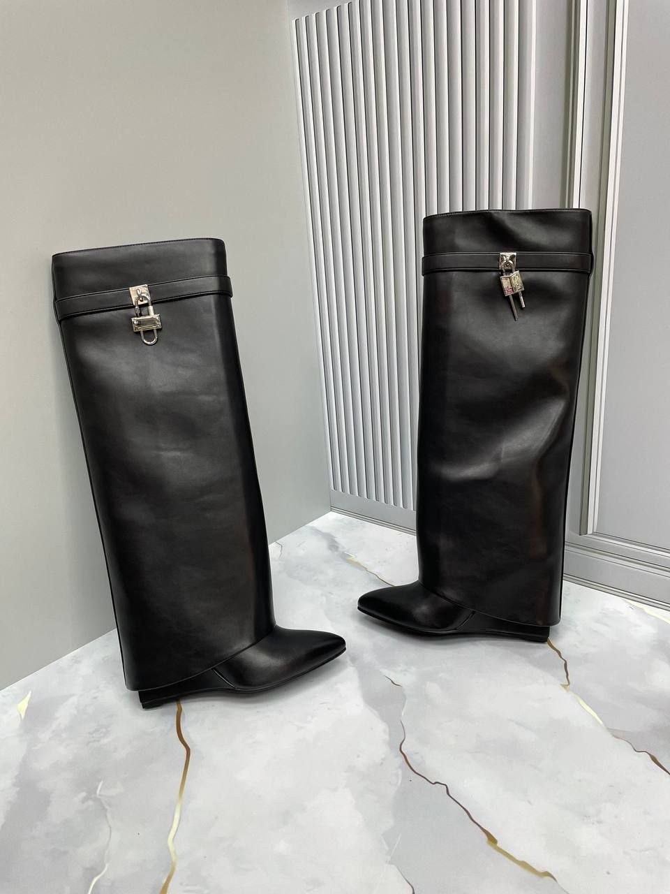 сапоги на танкетке в стиле givenchy,,сапоги givenchy,сапоги живанши шаркс,сапоги на танкетке в стиле givenchy арт с53-1