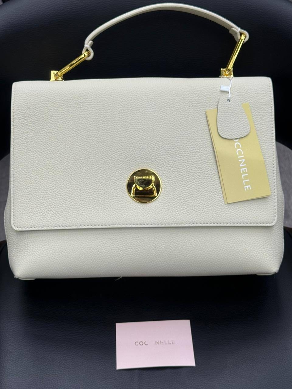 сумка coccinelle,coccinelle сумка liya medium,женская сумка coccinelle,сумка coccinelle liya,сумка сэтчел кожаная liya coccinelle