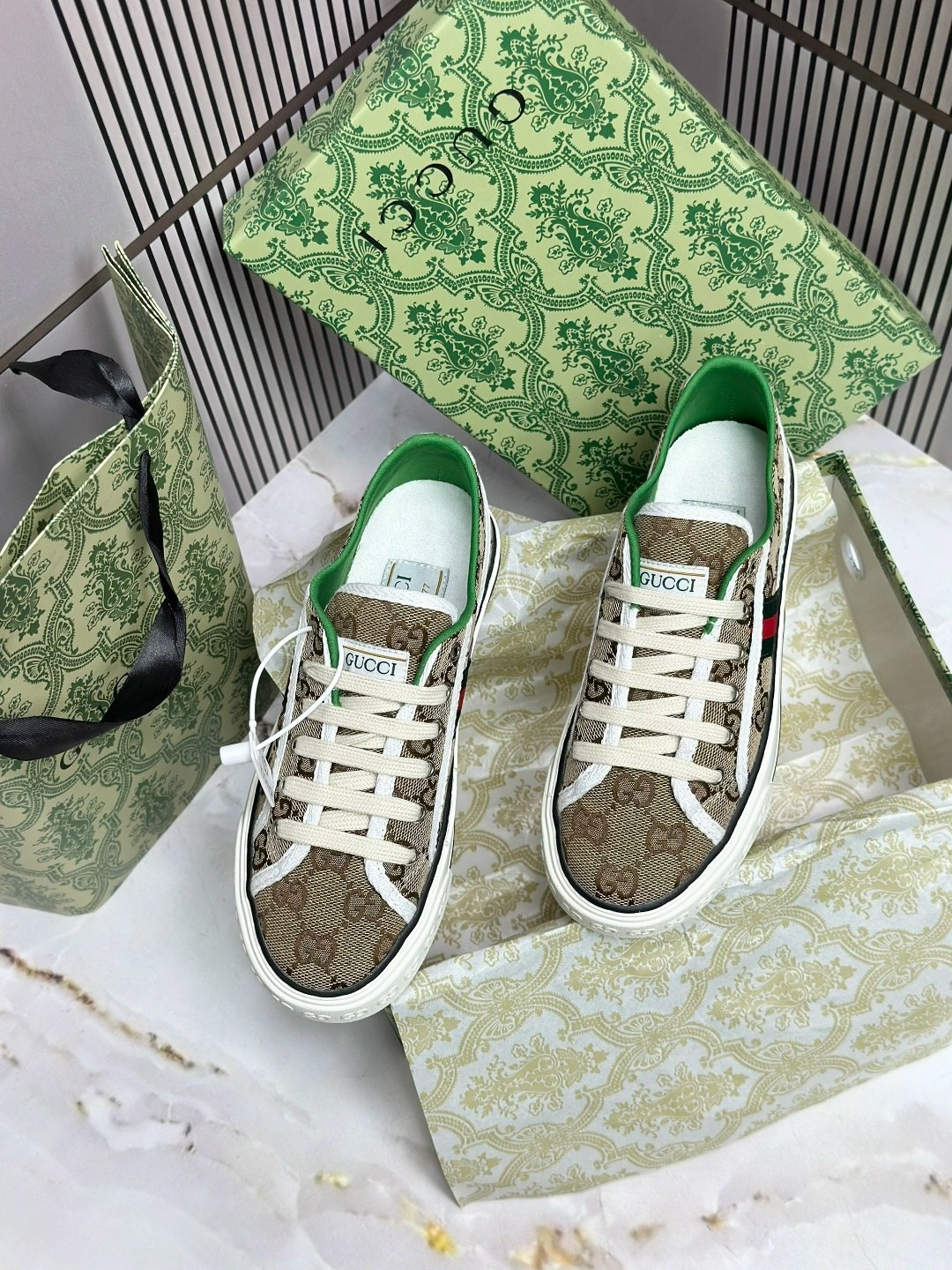 кеды гуччи,кроссовки женские gucci,кроссовки gucci,кеды gucci,