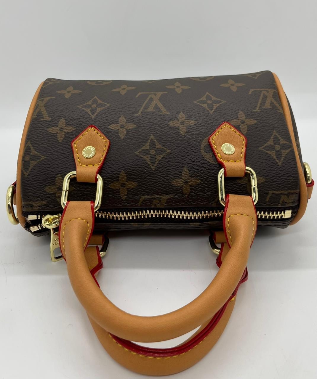 сумка louis vuitton,сумка женская louis vuitton,louis vuitton сумка на плечо,сумка луи виттон,модная сумка