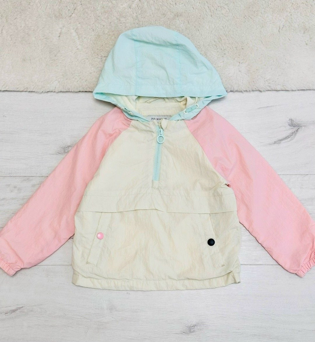 жилет детский,жилет для малыша,аксарт ветровка юлия,одежда для девочек,куртка для девочек