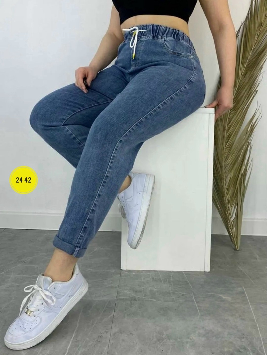 джинсы женские,женские джинсы большие размеры,джинсы мом на резинке высокая талия,джинсы бананы большие размеры,джинсы джинсы