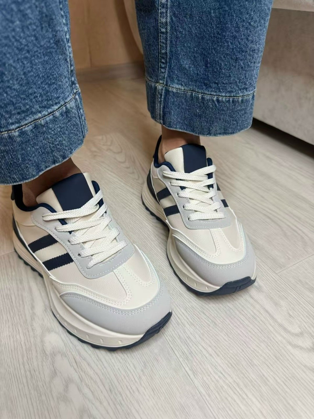 женские кроссовки,кроссовки повседневные,,кроссовки повседневные женские,кроссовки модные