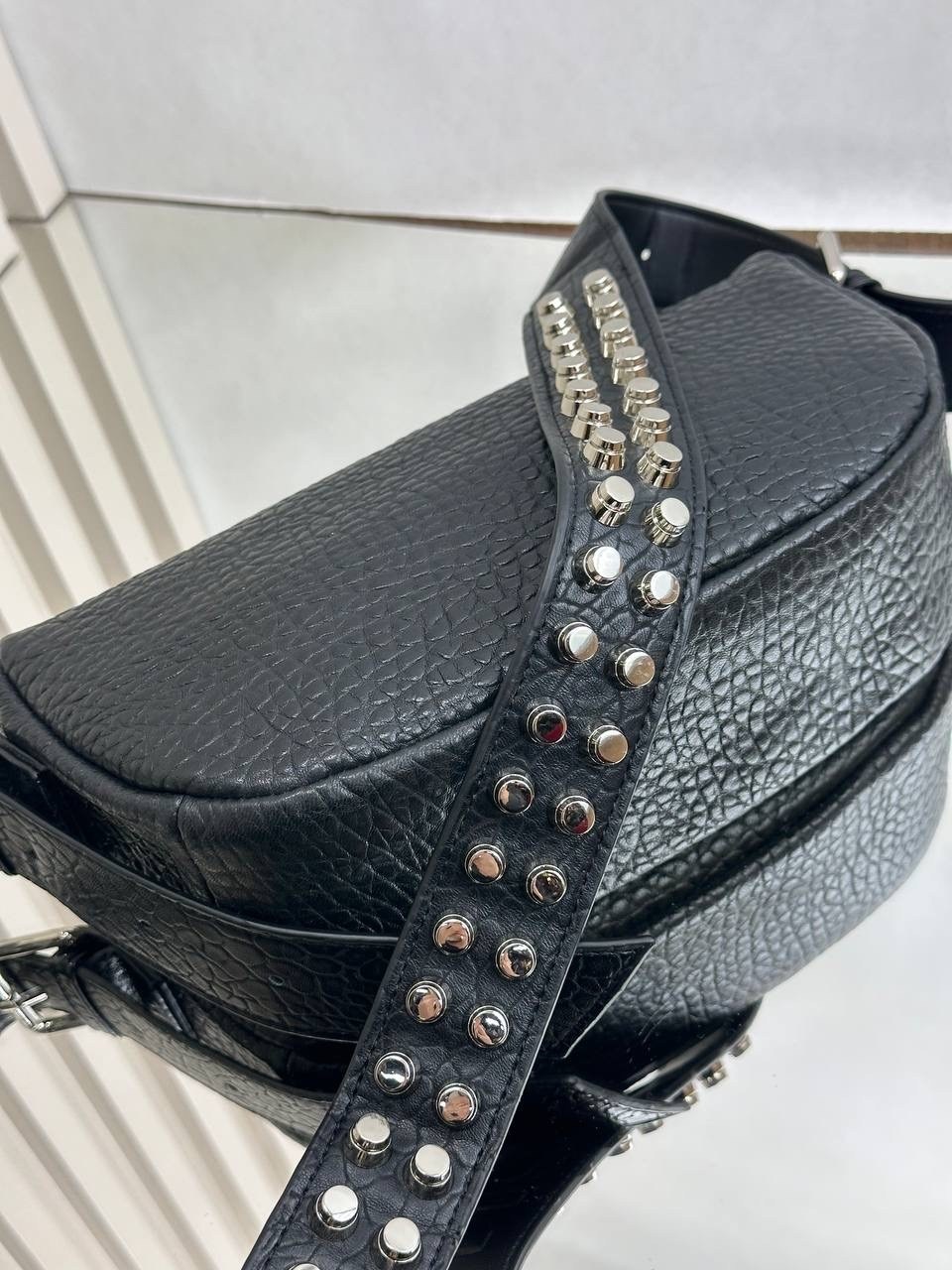 сумка с цепочкой,женская сумка,сумка через плечо в стиле,женская сумка через плечо с цепочкой,модная сумка